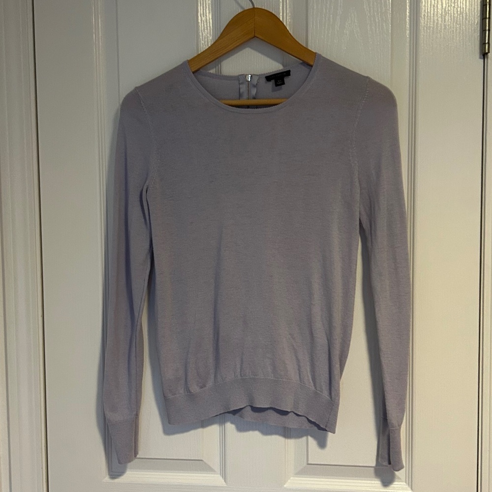Ann Taylor Crew neck with zipper back lilac Sz XS